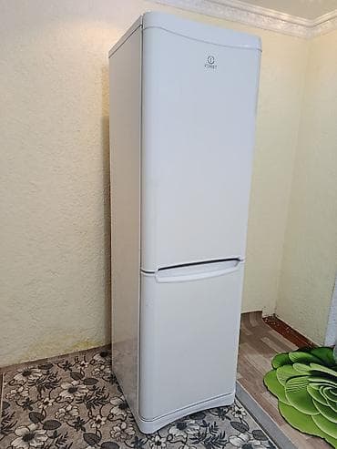 лабо рефрижатор: Холодильник Indesit, Б/у, Двухкамерный, De frost (капельный), 60 * 2 * 60 — 2