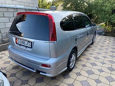 салон гольф 4: Honda Stream: 2002 г., 1.7 л, Автомат, Бензин, Минивэн — 4