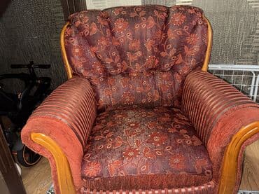 купить мебель бу в токмаке: Срочно продается б/у 2 маленьких кресла 1 средний диван 1 большой — 2