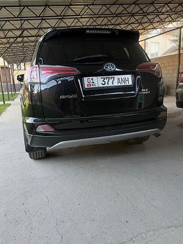 2017: Toyota RAV4: 2017 г., Гибрид, Кроссовер — 8