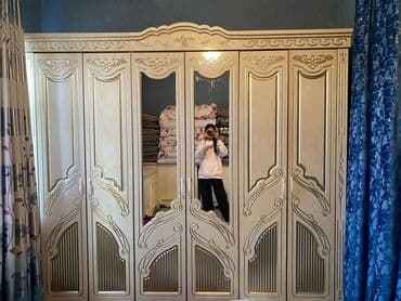 Шкафы для одежды