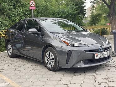 byd e2 2023: Toyota Prius: 2019 г., 1.8 л, Вариатор, Гибрид, Хэтчбэк — 1