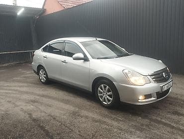 Транспорт: Nissan Bluebird: 2018 г., Седан — 5