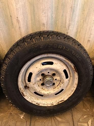 Дөңгөлөктөр монтажда 175 / 70 / R 13, All-season, Колдонулган, Комплект, Жеңил унаалар, Темир, тешиктери - 4
