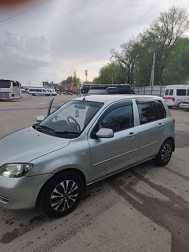 задний бампер на 124: Mazda Demio: 2003 г., 1.3 л, Автомат, Бензин, Хэтчбэк — 3