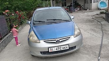 Honda Jazz: 2002 г., 1.5 л, Кол менен иштөөчү, Бензин, Хетчбек