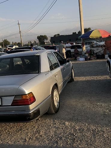 коллектор на ауди 100: Mercedes-Benz W124: 1989 г., 2.3 л, Механика, Бензин, Седан — 1