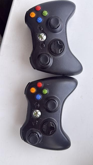 xbox media center: Игровая консоль Xbox 360 (серия E, черный глянец) + 2 беспроводных — 4