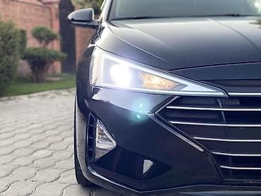 tesla model 3: Hyundai Elantra: 2020 г., 2 л, Автомат, Бензин, Седан — 2