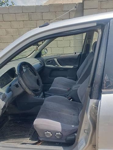 Mazda Protege: 1999 г., 1.8 л, Автомат, Седан — 6
