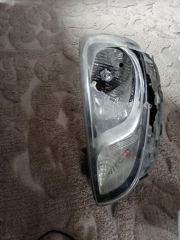 Фильтры: Передняя левая фара Hyundai 2014 г., Б/у — 1