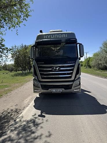Тягач, Hyundai, 2019 г., Бортовой