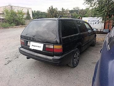 transporter multivan: Volkswagen Passat: 1988 г., Механика, Бензин — 2