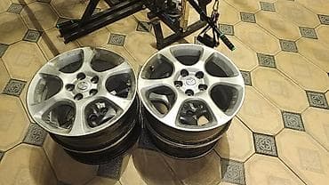 Литые Диски R 17 Toyota, Комплект, отверстий - 5, Б/у