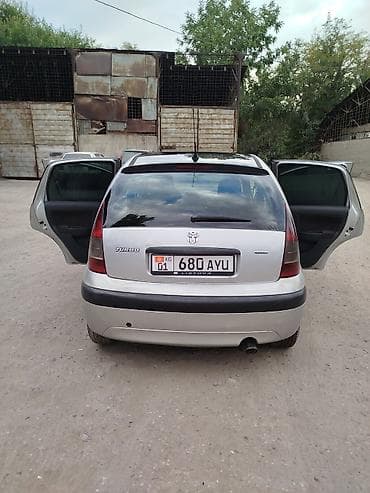 Продажа авто: Citroen C3: 2008 г., 1.4 л, Механика, Дизель, Хэтчбэк — 3