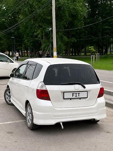 аккорд 5: Honda Fit: 2003 г., 1.5 л, Вариатор, Бензин, Хэтчбэк — 4