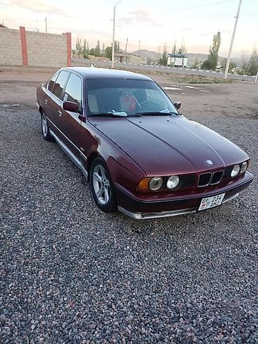 sprinter 516 2011: BMW 5 series: 1988 г., 2 л, Механика, Бензин, Седан — 2