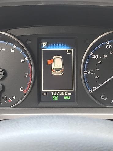 Toyota RAV4: 2018 г., 2.5 л, Автомат, Бензин, Кроссовер — 10