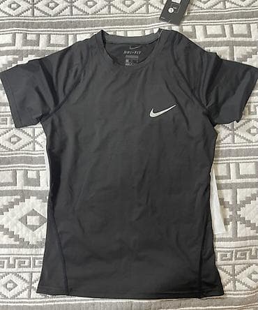 Эркектер кийими: Эркектердин футболкасы, L, Nike, Жаңы, түсү - Кара — 1