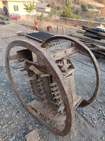 шиномонтажное оборудование для грузовых автомобилей бу: Сельскохозяйственная дробилка-крошилка (механическая) Описание: - — 4