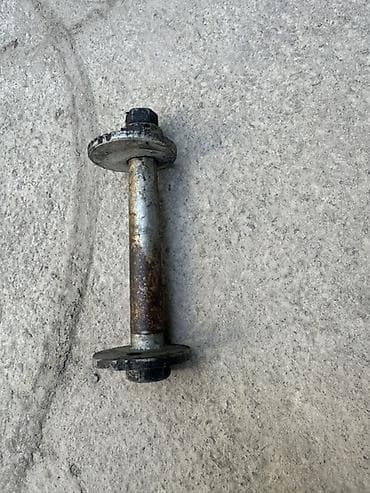 Комплект эксцентриковых болтов развала/схождения для подвески