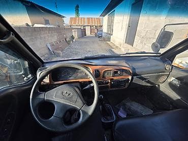 мини трактор исеки: Легкий грузовик, Hyundai, Стандарт, 2 т, Б/у — 5