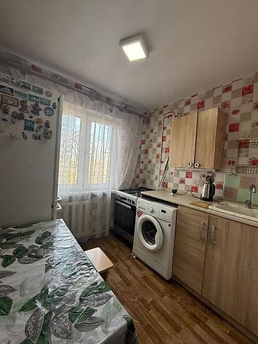 3 комнаты, 58 м², 104 серия, 4 этаж, Старый ремонт — 8