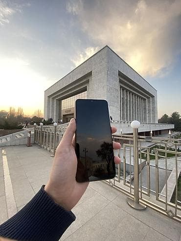 продаю телефон ми: Redmi, Redmi 9C, 64 ГБ, цвет - Черный, 2 SIM — 2