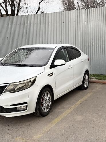 авто для такси: Kia Rio: 2015 г., 1.4 л, Ручные, Бензин, Седан — 4