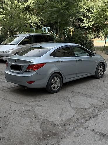 солорис: Hyundai Solaris: 2012 г., 1.6 л, Механика, Бензин, Седан — 3
