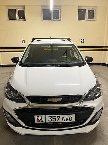 купить девятку: Chevrolet Spark: 2018 г., 1 л, Вариатор, Бензин, Хэтчбэк — 6