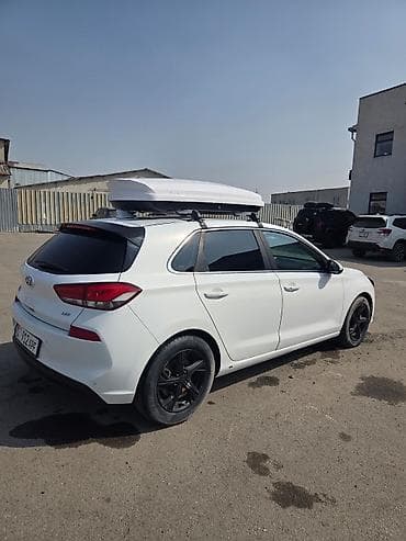 hyundai i40: Hyundai i30: 2018 г., 1.6 л, Робот, Дизель, Хэтчбэк — 6