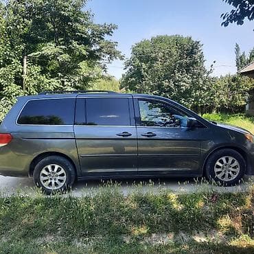 митсубиси спес стар: Honda Odyssey: 2010 г., 3.5 л, Автомат, Бензин, Минивэн — 3