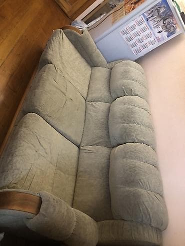 small table: Прямой диван — 2