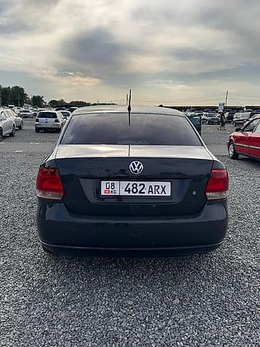машина авди: Volkswagen Polo: 2013 г., 1.6 л, Автомат, Бензин, Седан — 8