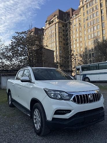 x5 4 4: Ssangyong Rexton Khan: 2019 г., 2.2 л, Автомат, Дизель, Пикап — 3