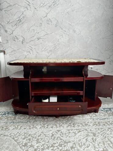 в аренду маникюрный стол: Сдается комната с подселением. Все условия для комфортного проживания — 6