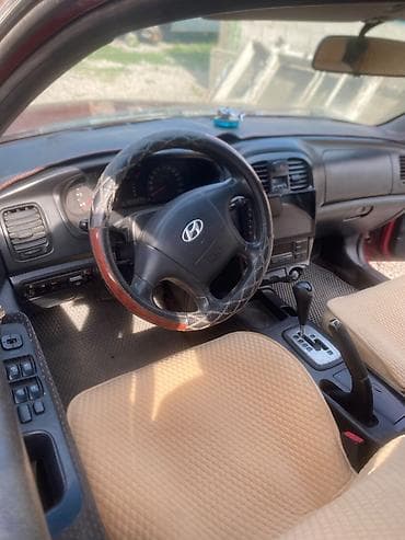 Hyundai Sonata: 2004 г., 2 л, Автомат, Газ, Седан — 5