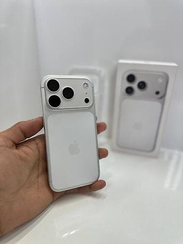 пйфон 16 про: IPhone в серебристо-белом цвете с коробкой. Характеристики и — 1