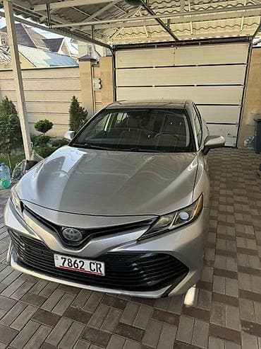 Toyota Camry: 2019 г., 2.5 л, Автомат, Гибрид, Седан — 3
