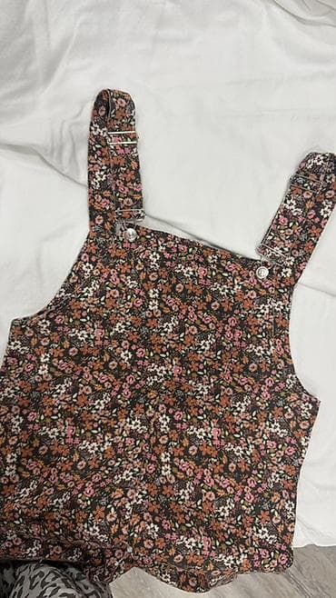 весенние комбинезоны: Комбинезон ZARA с цветочным принтом. - Бренд: ZARA - Модель — 2