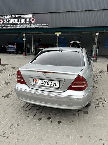 a class: Mercedes-Benz C-Class: 2002 г., 3.2 л, Автомат, Бензин, Седан — 5