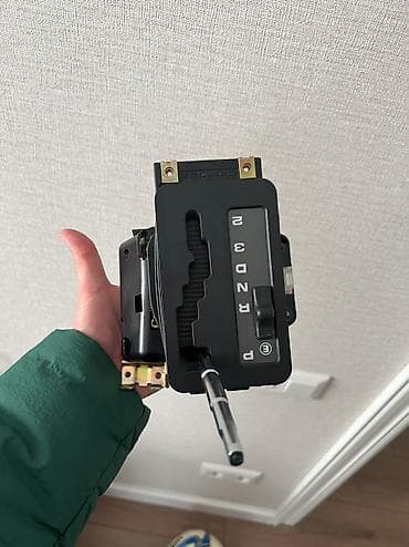 Автокосметика: Өткөргүч куту Автомат Mercedes-Benz Жаңы, Оригинал — 1