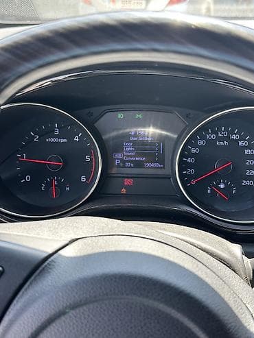 v class: Kia Carnival: 2019 г., 2.2 л, Автомат, Дизель, Минивэн — 10