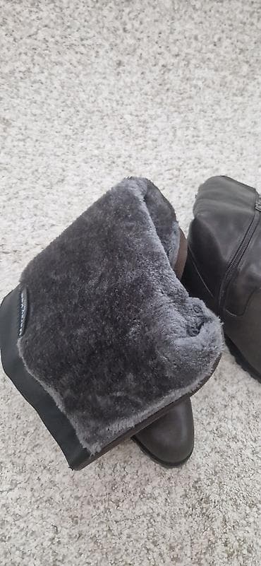 Женская обувь: Женские зимние сапоги до колена, темно‑коричневые.На узкую ножку - — 4