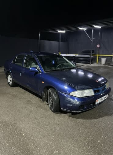 Mitsubishi Carisma: 1998 г., 1.8 л, Автомат