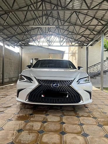 leksus gs 300: Lexus ES: 2019 г., 2.5 л, Автомат, Гибрид, Седан — 3