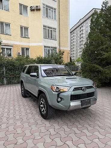 авто ли: Toyota 4Runner: 2023 г., 4 л, Автомат, Бензин, Внедорожник — 1