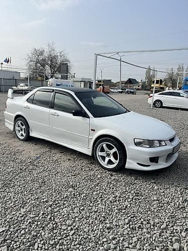 Honda Accord: 2001 г., 1.8 л, Автомат, Бензин, Седан at lalafo.kg Honda Accord: 2001 г., 1.8 л, Автомат, Бензин, Седан