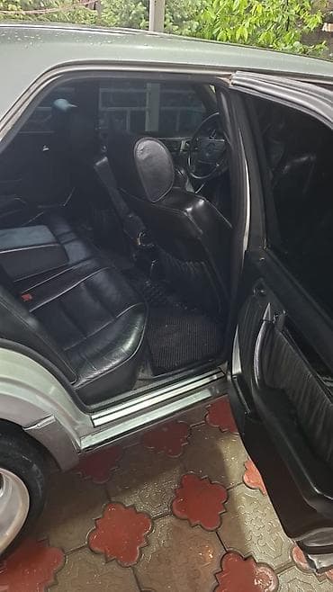 Транспорт: Mercedes-Benz W124: 1994 г., 3.2 л, Автомат, Бензин, Седан — 10